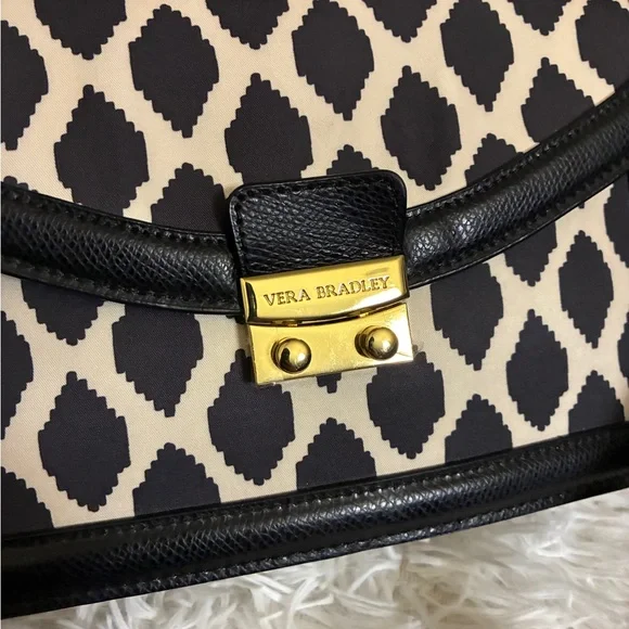 Vera Bradley Tess Crossbody Bag  🖤 - Picture 2 of 10